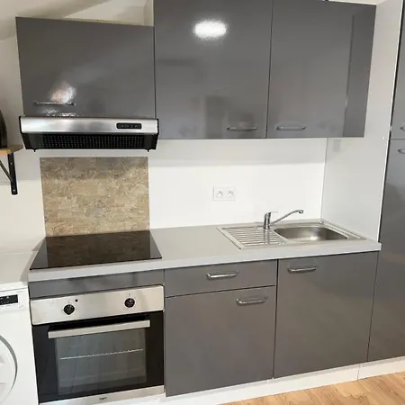 30m2 Hyper Centre * Ajaccio (Corsica)