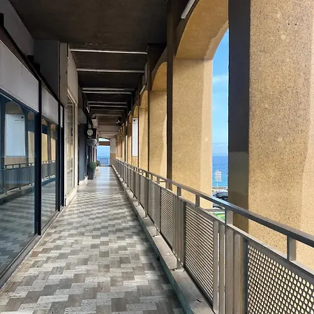 30m2 Hyper Centre アパート アジャクシオ